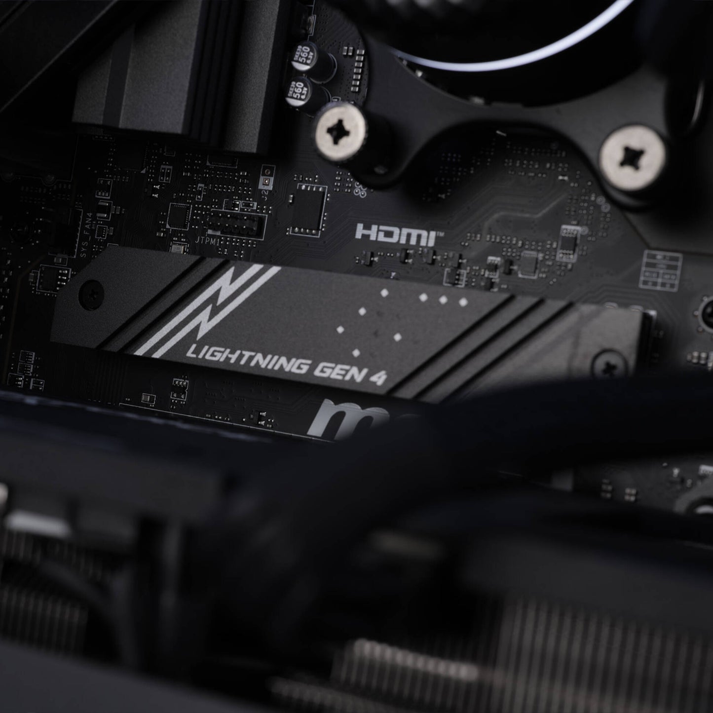 SimRacing PC PRO für Triple Screen (NVIDIA RTX 5080 & AMD Ryzen 7 9800X3D)